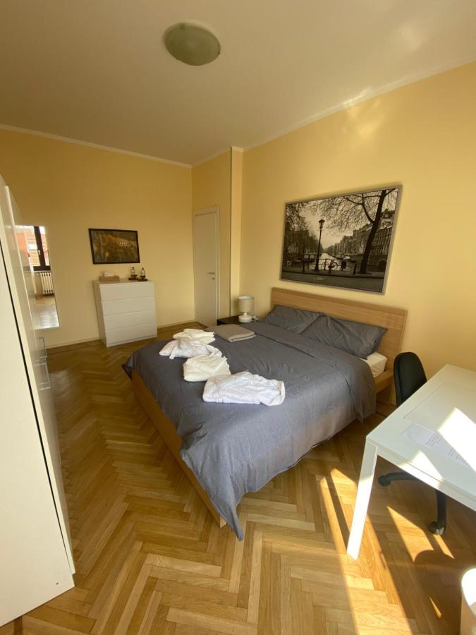 Hôtel Ghirardiresidenze à Turin Extérieur photo